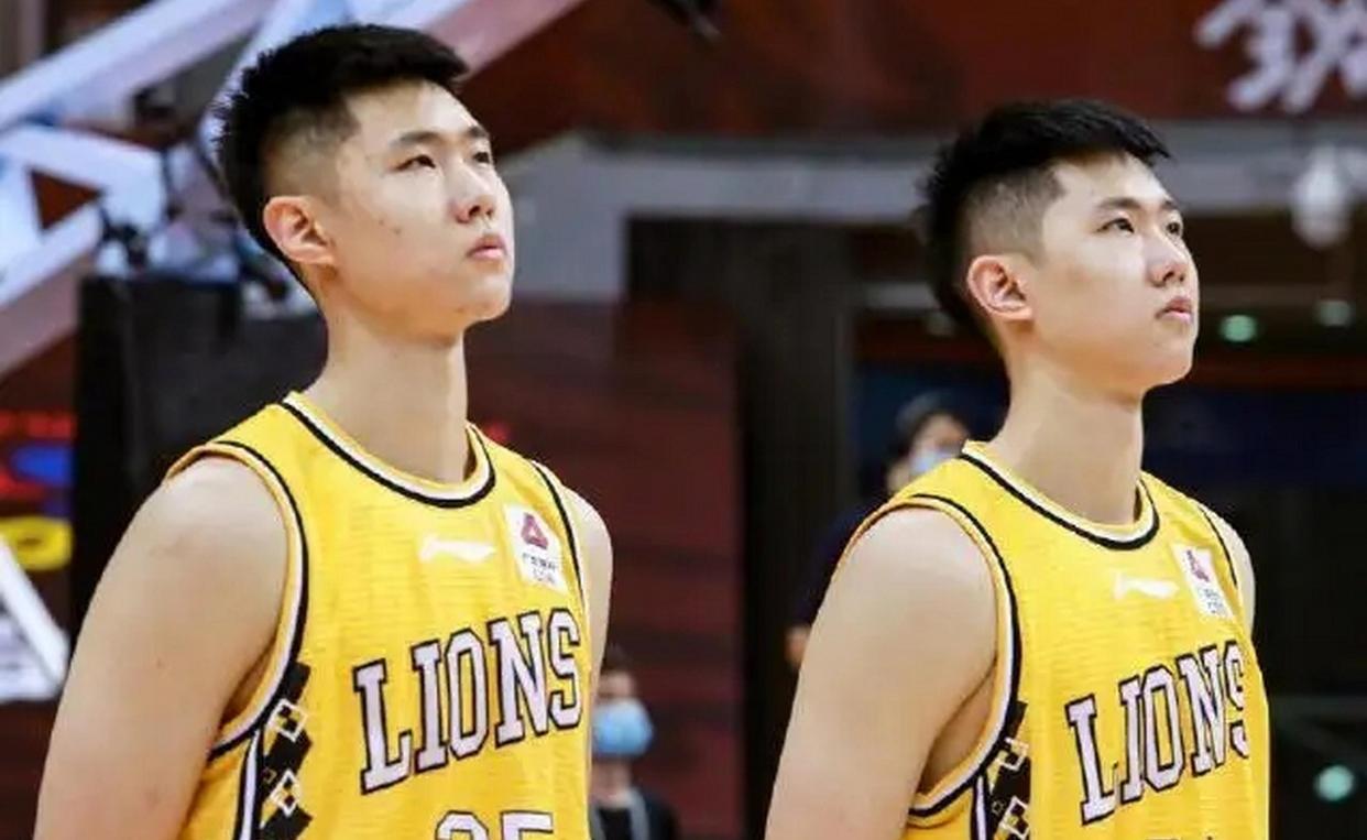 体育竞猜-包含广厦男篮训练开放日，转会期完成体检引欢呼，NBA常规赛在即，赛程密集仍需轮换的词条