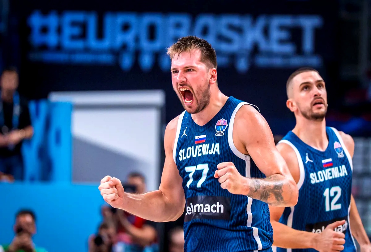 易胜博体育-欧篮联今晨再迎强敌；利物浦强势反弹；主帅态度——压力陡增；更衣室氛围转暖的简单介绍