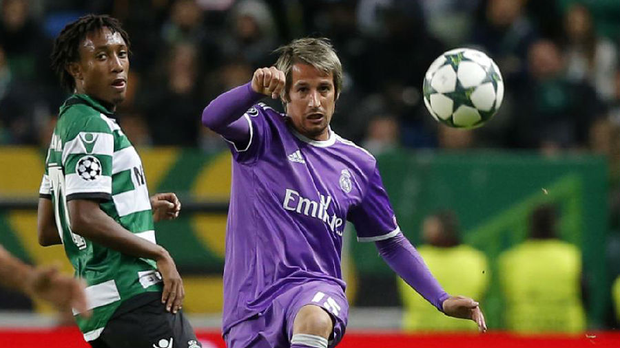 易胜博体育-包含成都蓉城训练开放日，今晚调整名单引欢呼，西甲在即，训练强度明显提升的词条