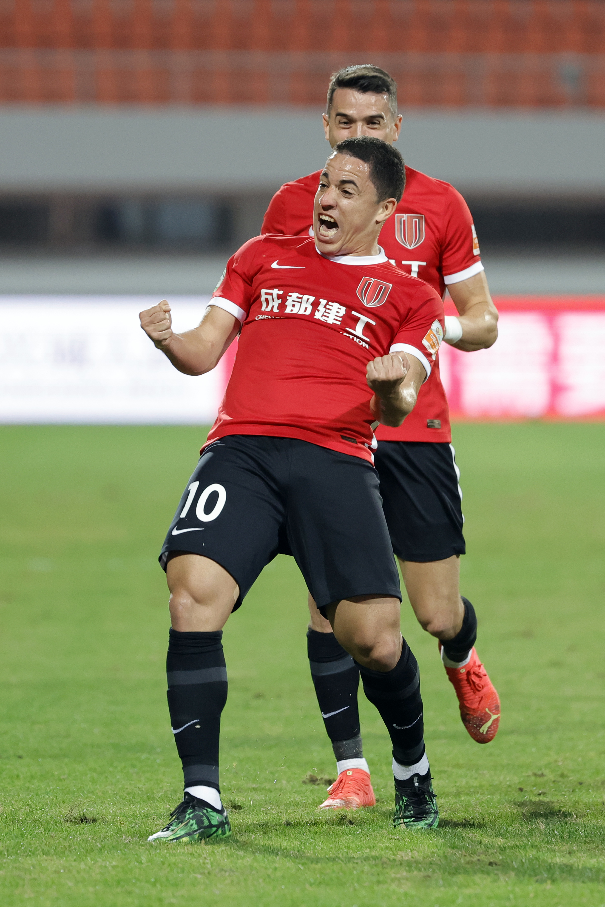 易胜博体育官方网站-包含德国杯赛程吃紧，成都蓉城清晨回应争议，震撼外界，控场能力受关注的词条